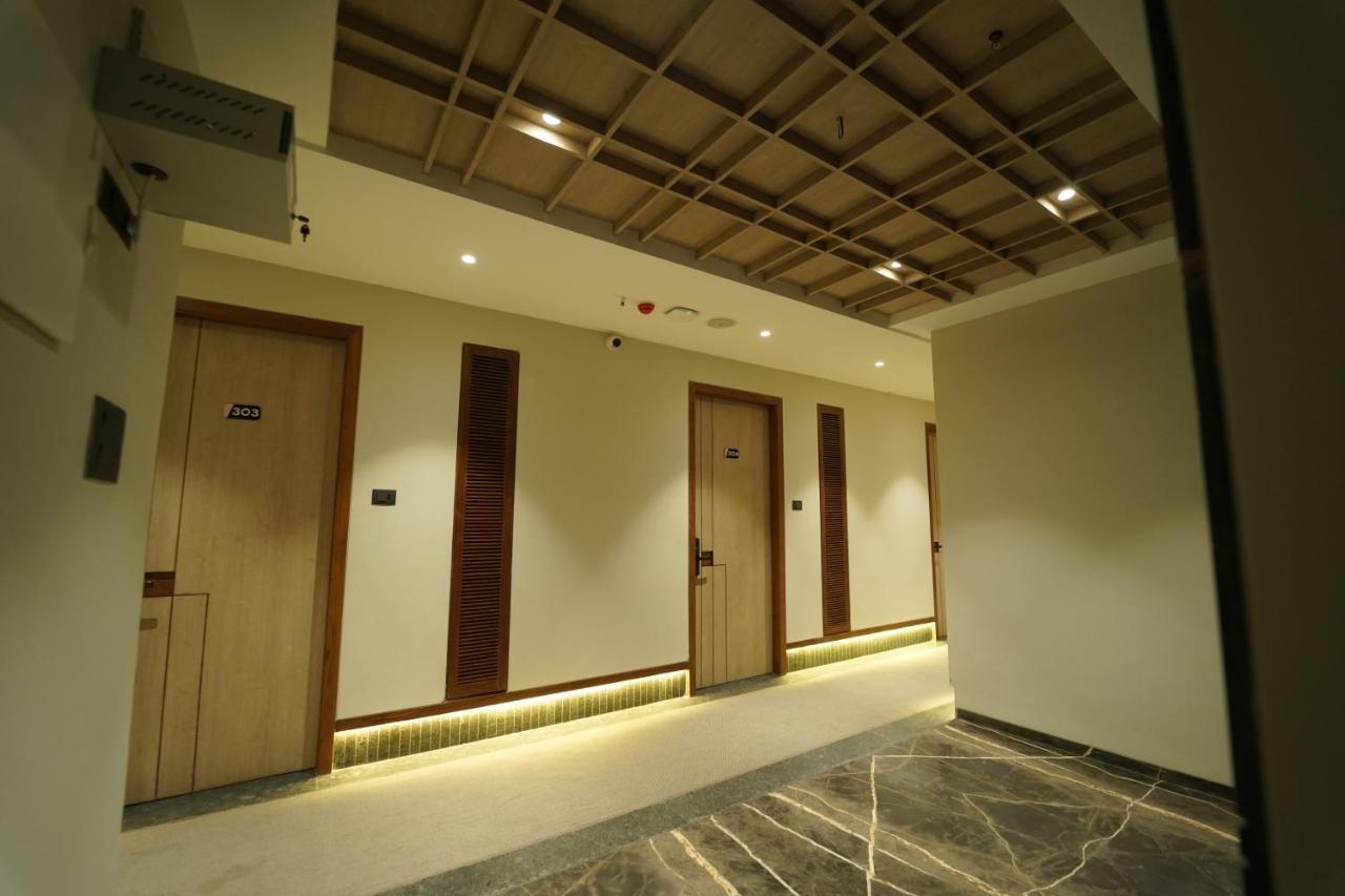 Hotel Laksh Rāipur Exteriér fotografie