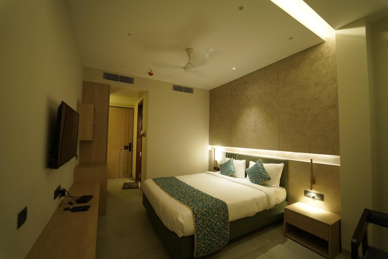 Hotel Laksh Rāipur Exteriér fotografie